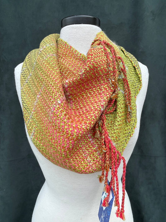 Scarlet Springy Rainbow Warp