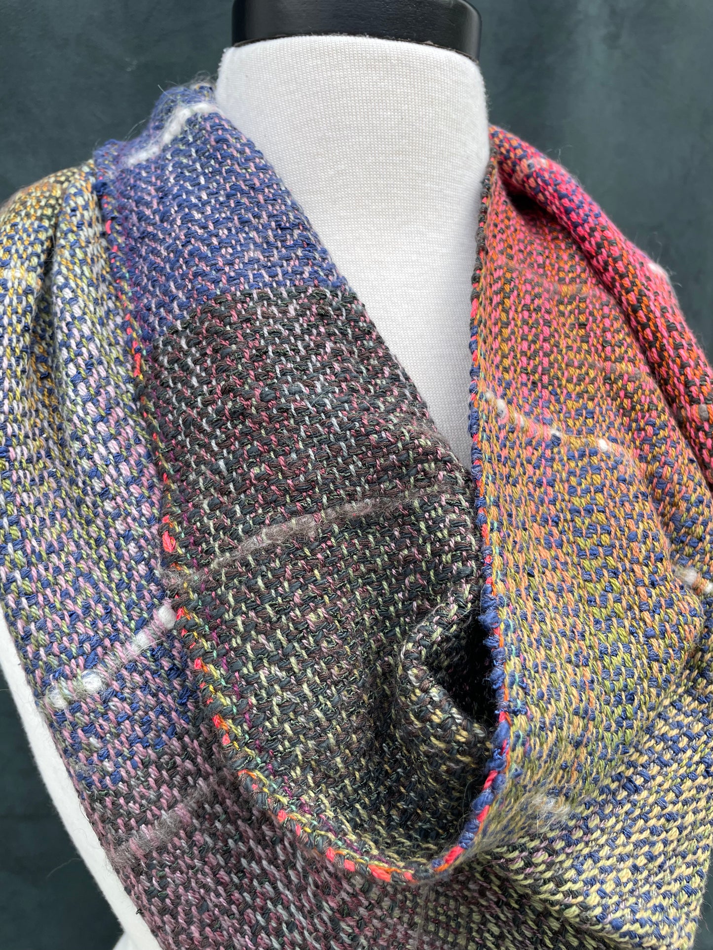Scarlet Springy Rainbow Warp