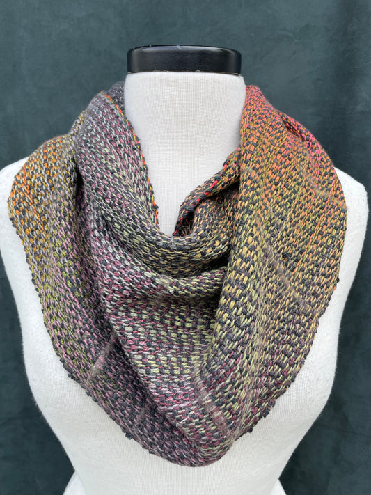 Scarlet Springy Rainbow Warp