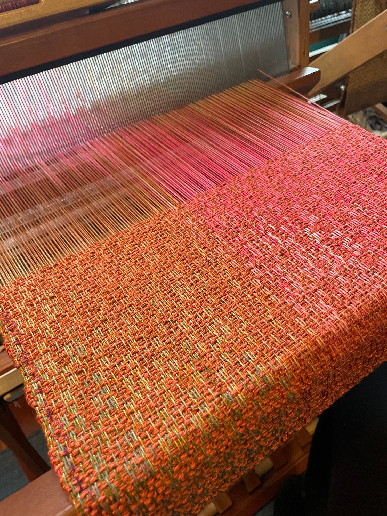 Scarlet Springy Rainbow